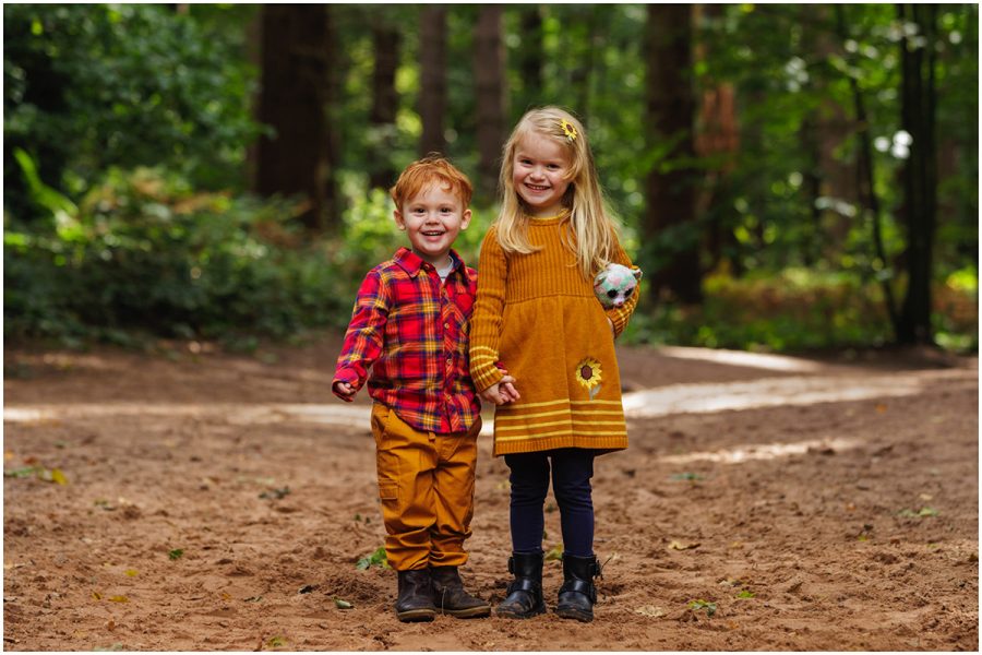 kinver child photo shoot outdoors woods